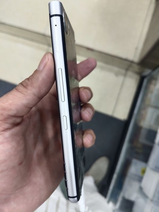 Blackberry KEYONE xotrasi 32gb rum karta