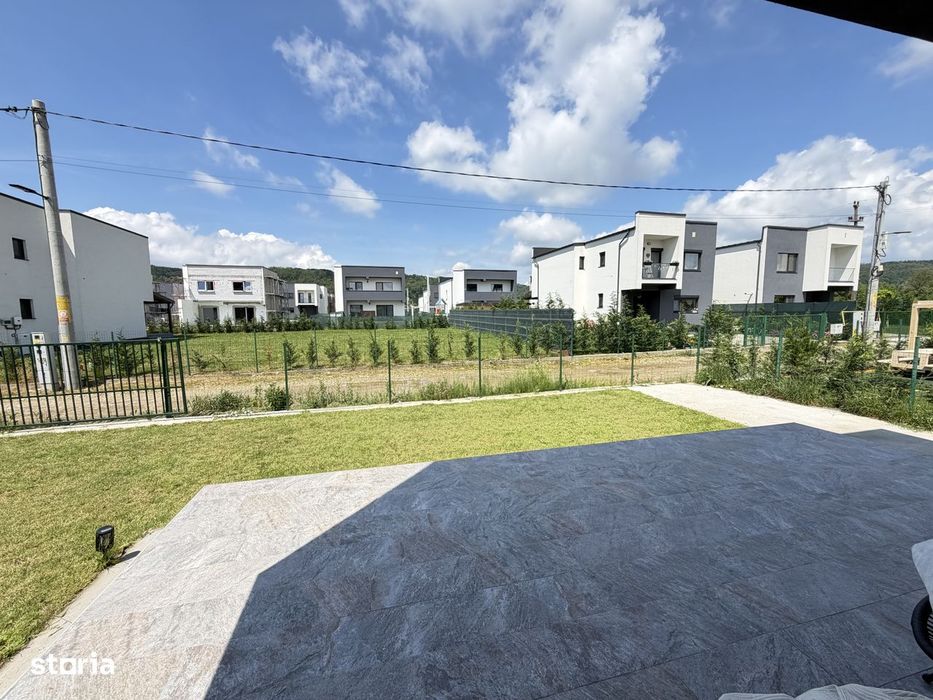 Chirie Casa P+1, mobilata si utilata, Lux, moderna, Mioveni - Pitesti