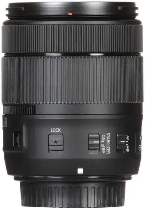 Canon EF-S 18-135mm f/3.5-5.6 IS Nano USM-model vechi