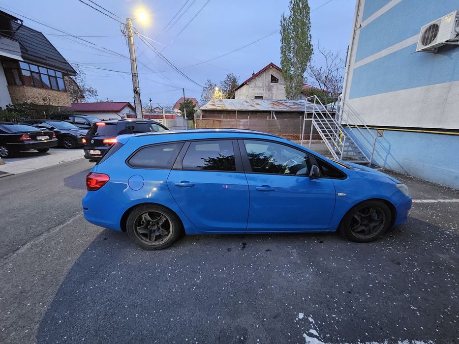 Opel astra J 2012 260.000 km