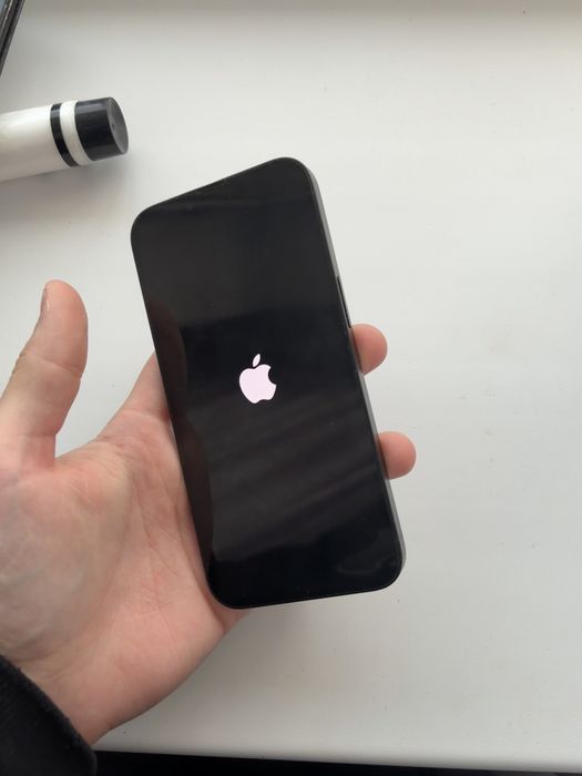 iPhone 13 без ремонта