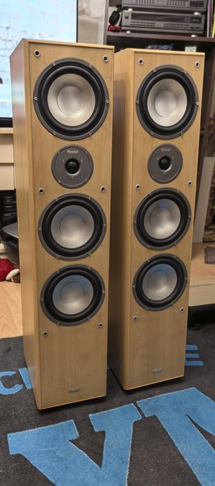 Vând 2 perechi de boxe, Magnat Monitor 1000 și Phonic SE-207