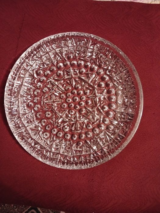 Кофейные наборы, хрустальные блюдо