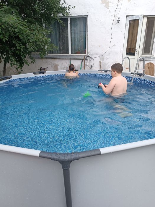 Продам каркасный бассейн