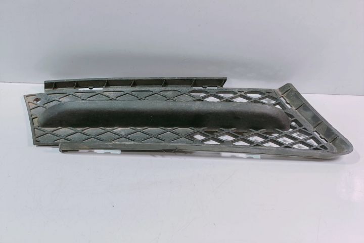 Grila bara dreapta 51117154552 BMW Seria 3 E90/E91/E92/E93