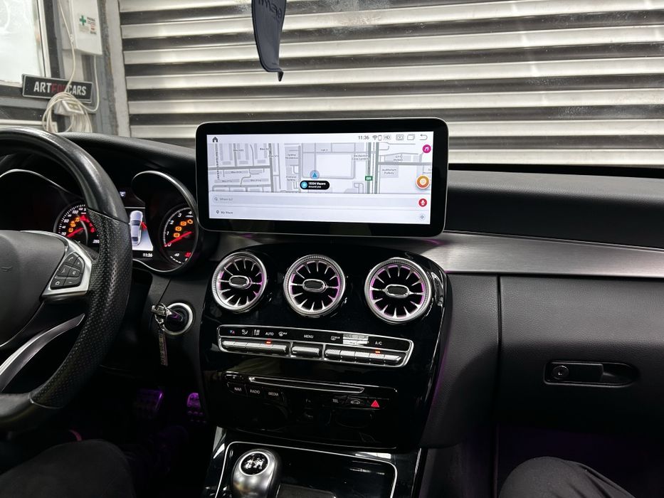 Navigatie auto, camera marsarier, lumina ambientala, colantare, senzor