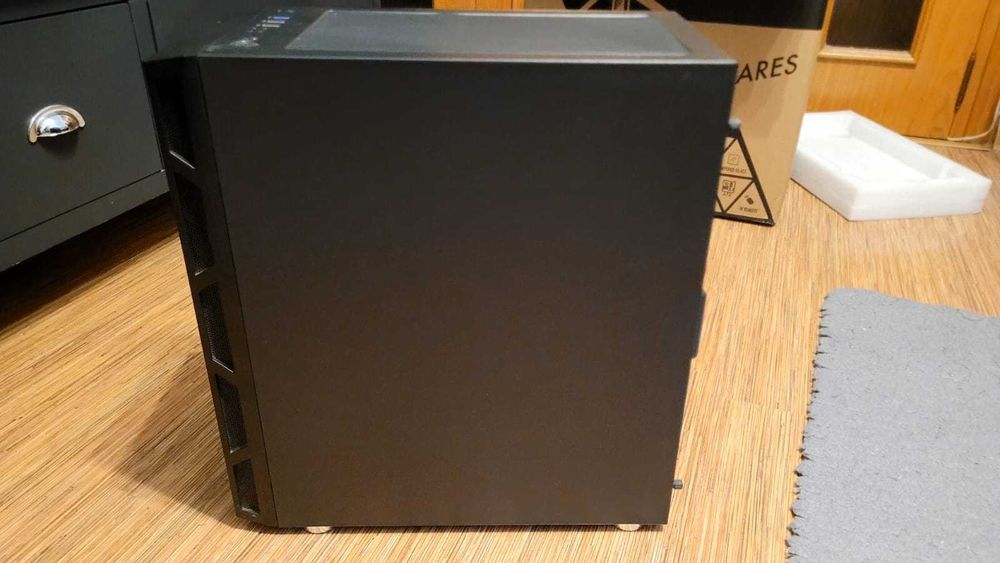 Carcasa AQIRYS Antares, Mid-Tower, fara sursa, ATX, Black