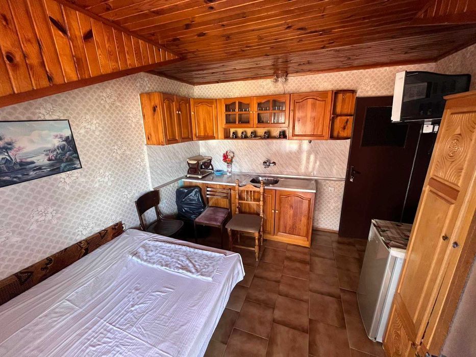 Продава се Етаж от къща в Поморие - 100 кв.м за 850 €/кв.м - Снимка #3