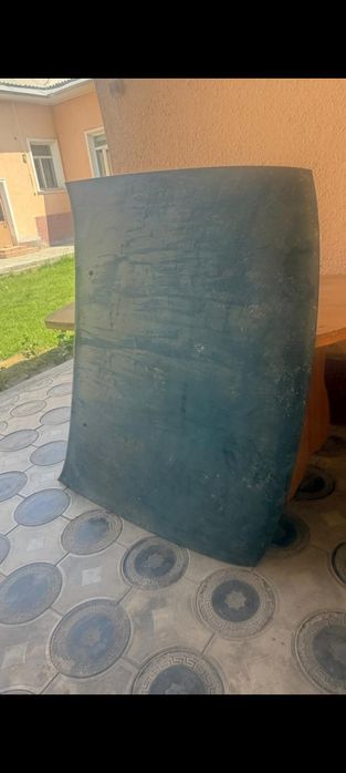 Опель астра  капот