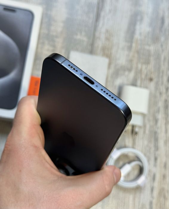 Iphone 15 Pro Max 256 GB - 100 % Battery Health  Като Нов