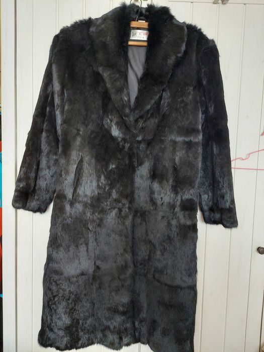 Haina din blana naturala