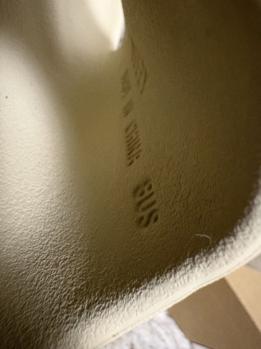 Yeezy Slides “Bone”