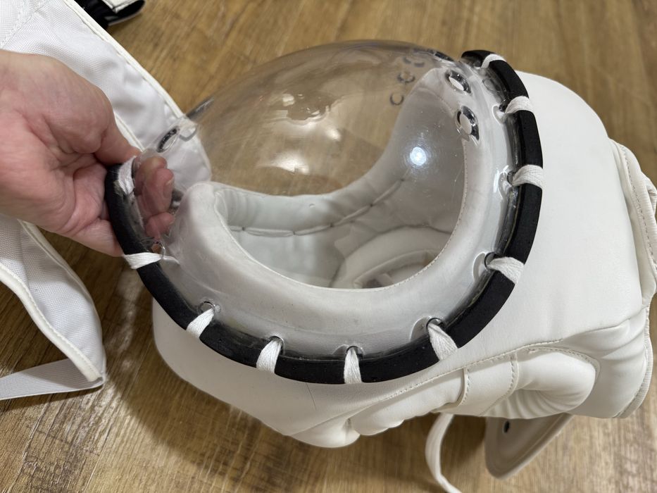 Шлем и защита для карате