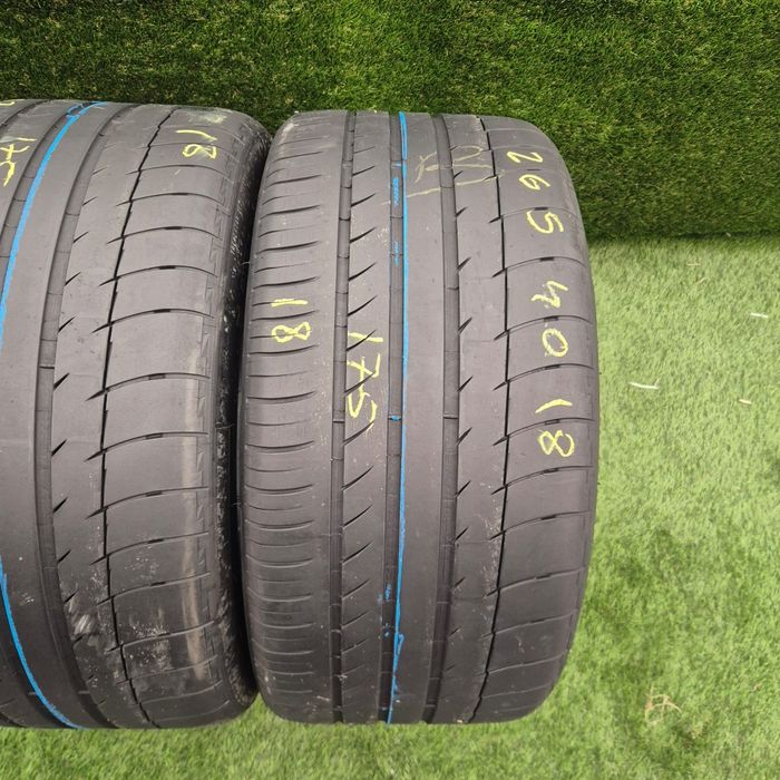 265 40 18 Michelin
