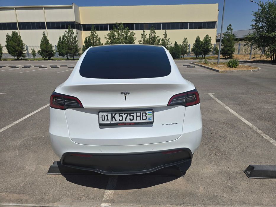 Tesla Model Y long range Euro