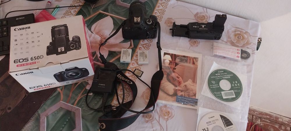 Продаётся фотоаппарат CANON EOS 650D  в хорошем состоянии