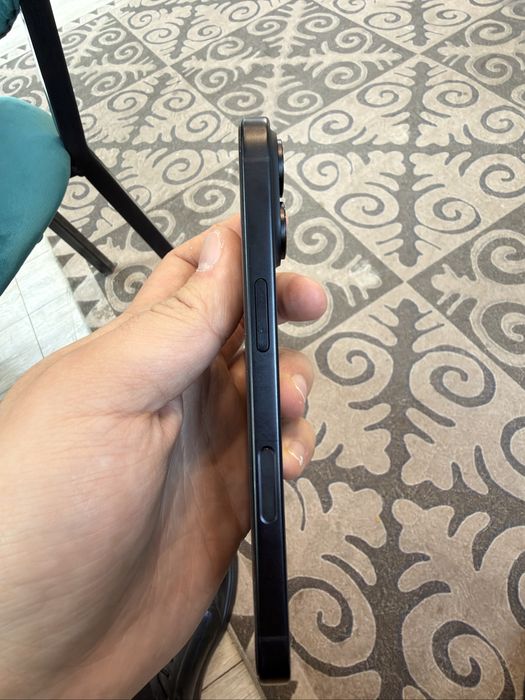 Продаю айфон/iphone 16