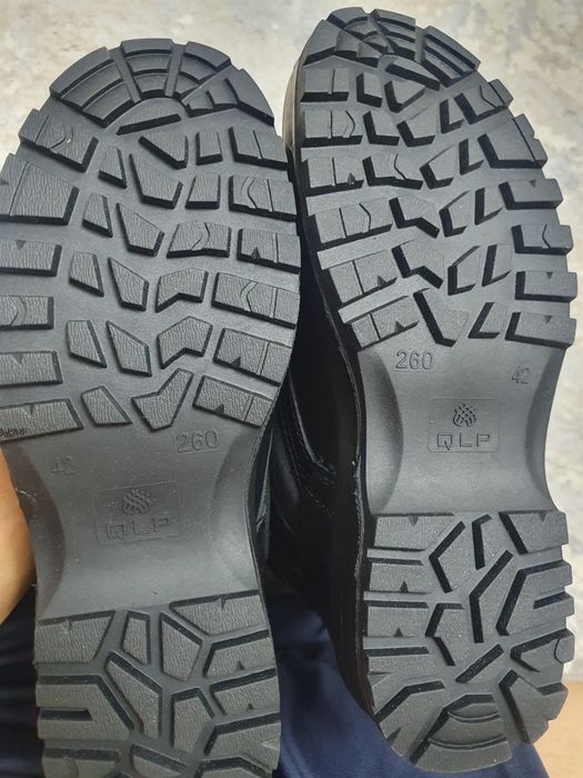 Продам новые берцы