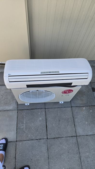 Vand Aer Condiționat LG 12.000 BTU