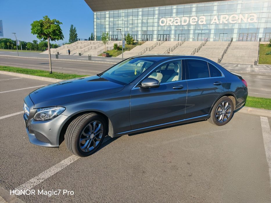 Mercedes Benz C220d