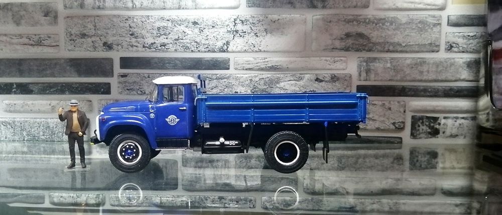 Масштабные модели 1/43.