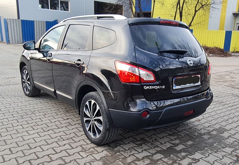Nissan Qashqai 7locuri 2013 1,6diesel