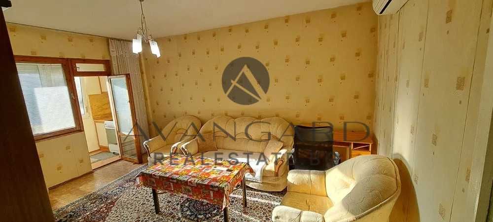 оф.24045 Двустаен обзаведен до МГ