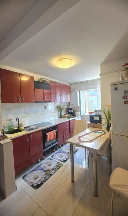 De vanzare apartament 2  camere
