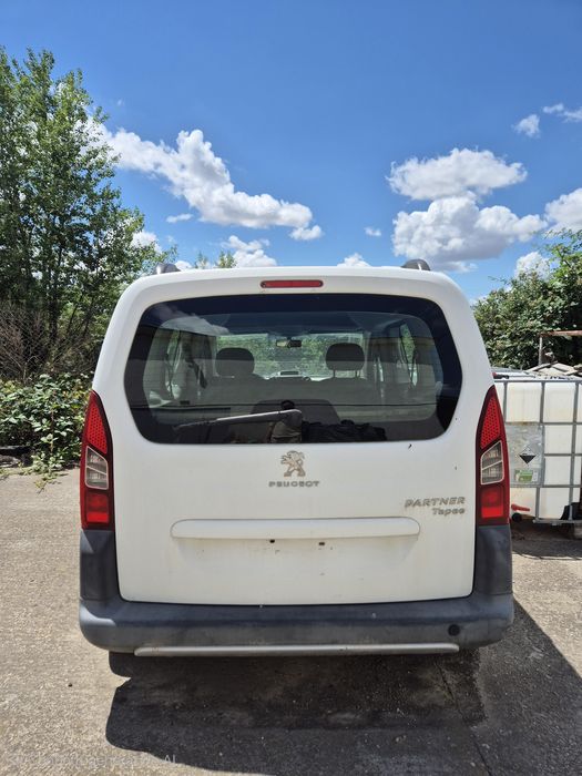 PEUGEOT Unknown Model 2012 — imagine 3