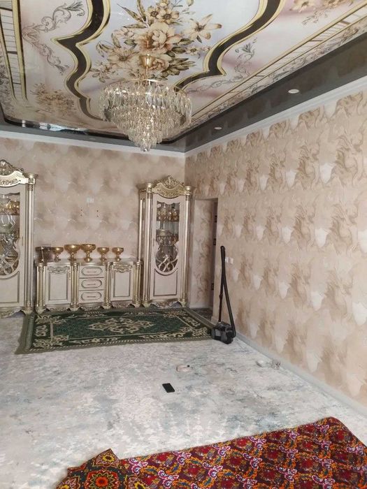 Кунград кафенин касында Уй сатылады