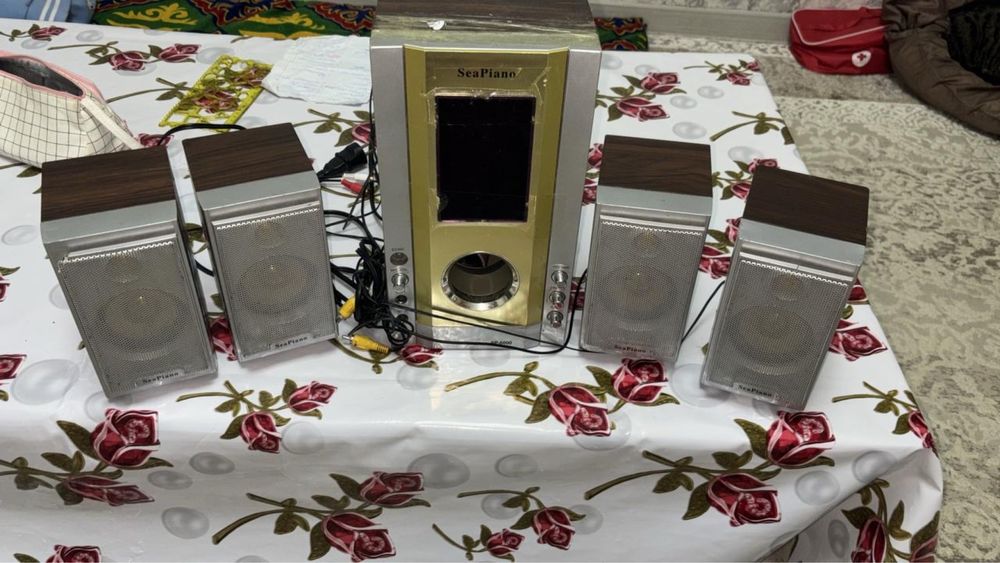 Продам буфер с колонками