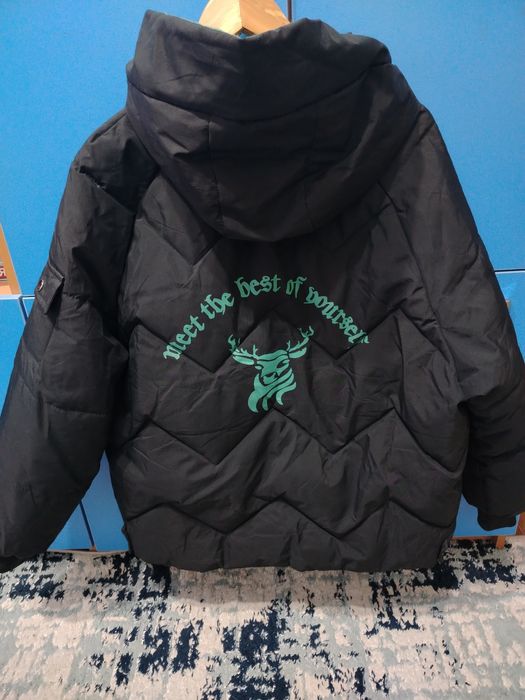 Куртка женская на синтепоне.