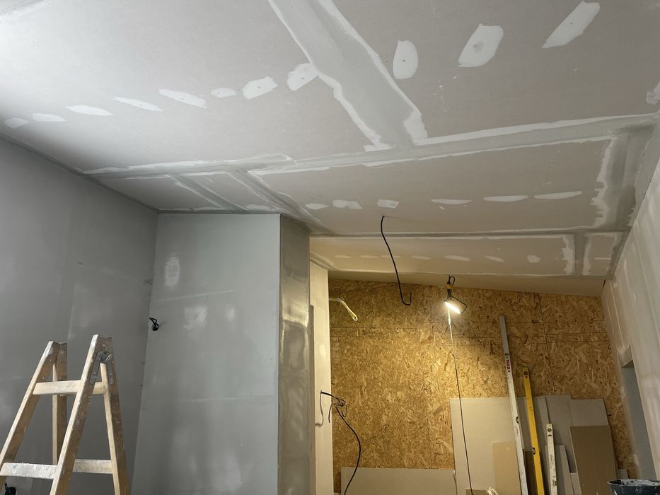 Предлагам качествени строителни услуги