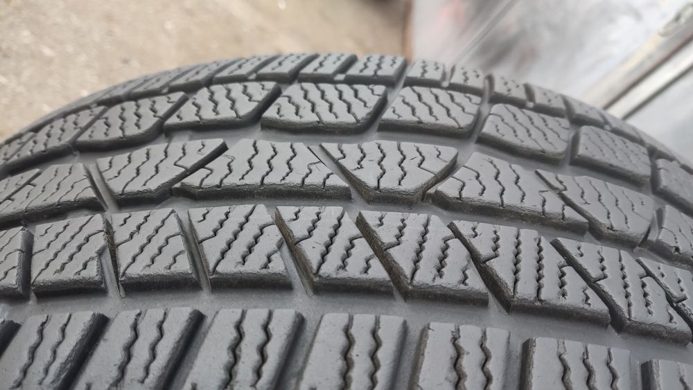 1бр. зимна гума 245/40/20 Continental Winter Contact TS830P, XL extra