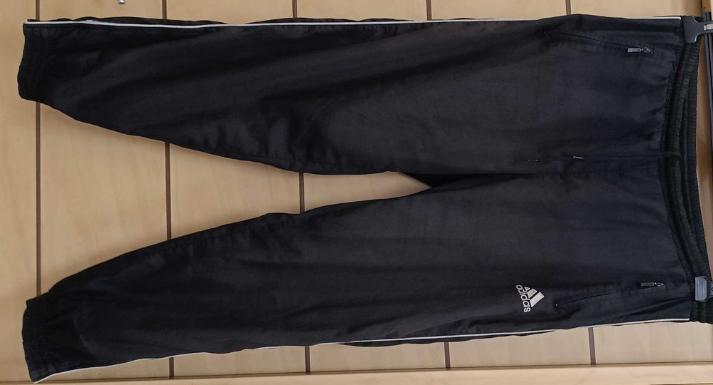 Adidas-Много Запазено