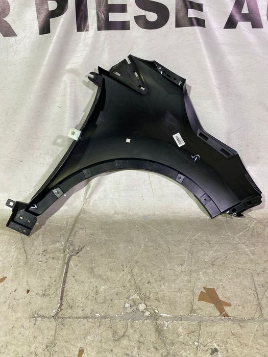 Aripa stanga Renault Captur 2013, 2014, 2015, 2016, 2017, 2018, 2019. Piesa noua.