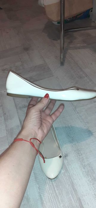 Balerini albi de lac, mas 39