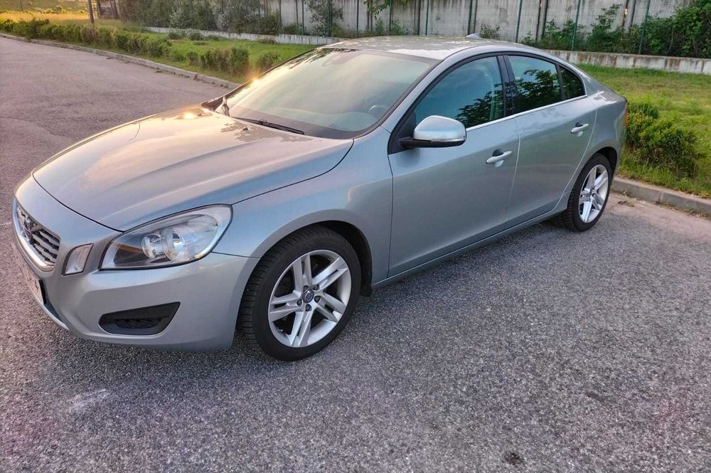 VOLVO S60-T3-1.6 benzina 150 CP