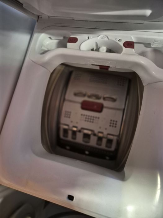 Пералня с горно отваряне АЕГ серия 6000