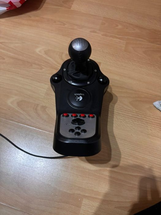 G27 волан за компютър