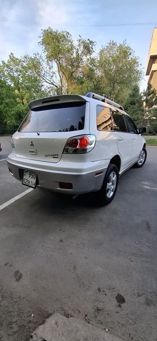 Mitsubishi outlander