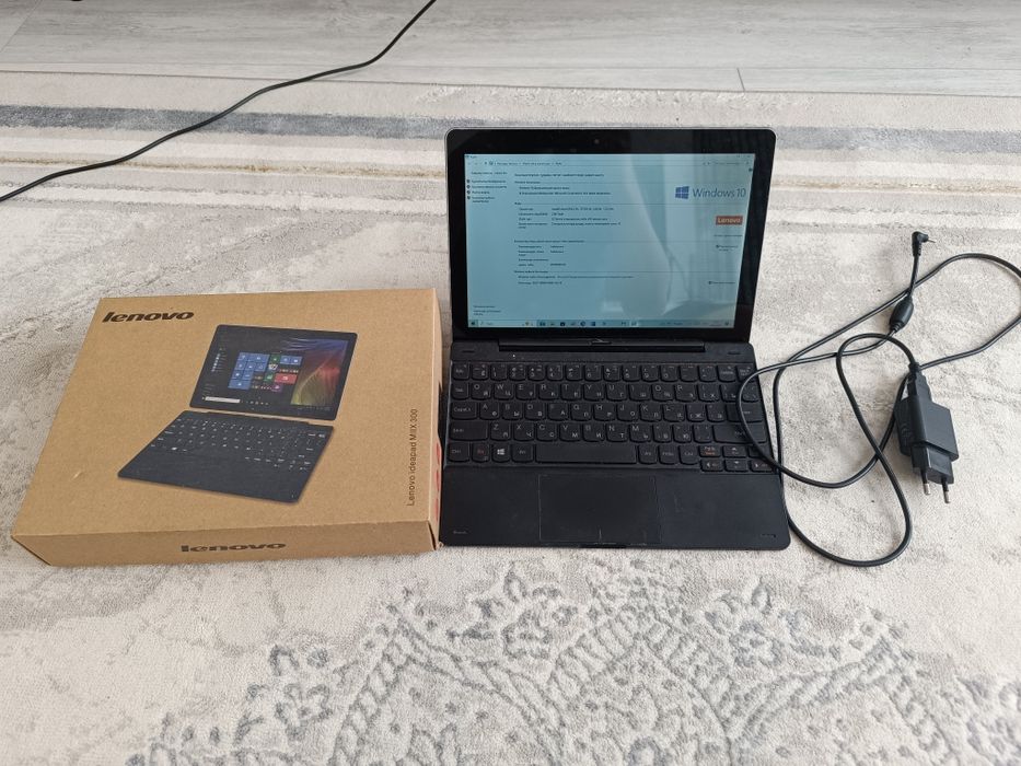 Lenovo IdeaPad MIIX 300-10IBY Портативный планшетный компьютер