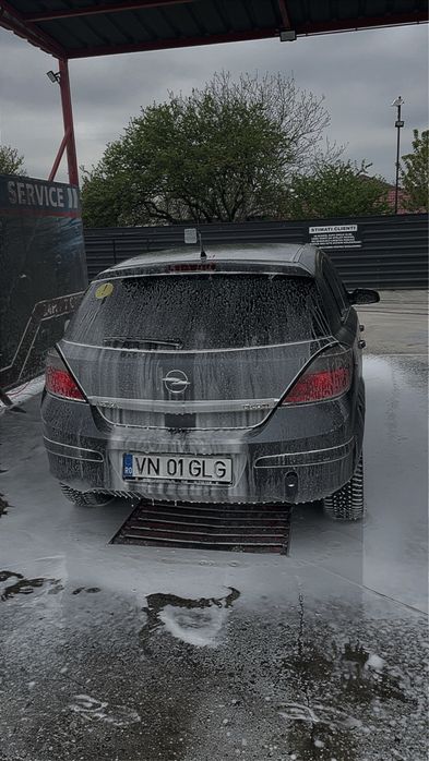 Opel astra H 2004