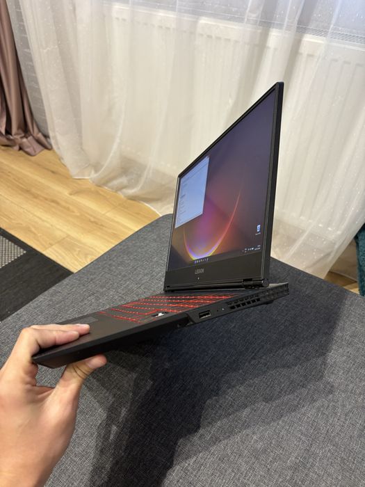 Laptop Lenovo Legion Y530-ICH i5-8300H, GTX 1050Ti , 1.5TB, 16GB RAM