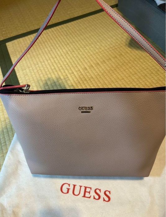 Оригинална чанта на Guess 2в1