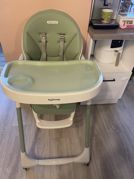 Scaun de masa bebelus PegPerego