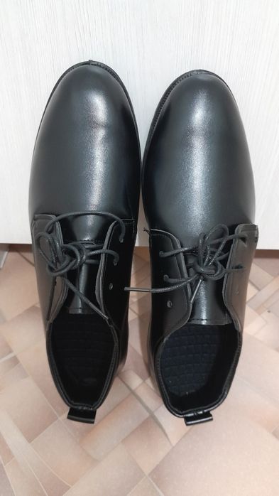 Продам обувь мужской туфли