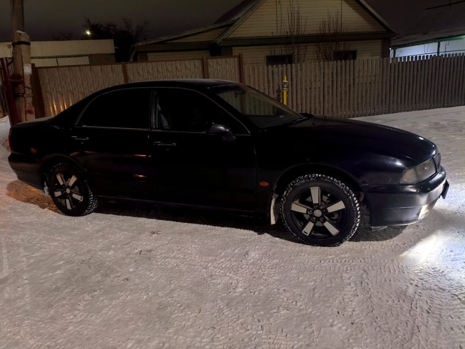 Продаю машину Митсубиси