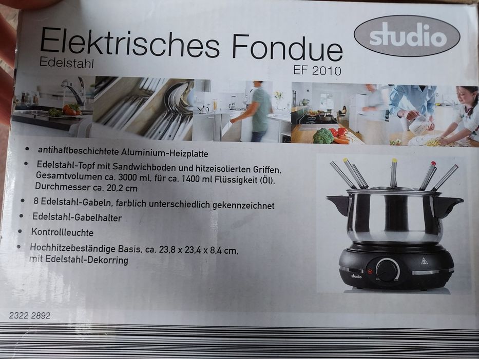 Studio. Plita electrca cu oala si ustensile