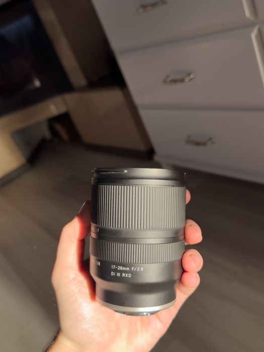 Tamron 17-28 f2.8 67mm Sony E ca nou